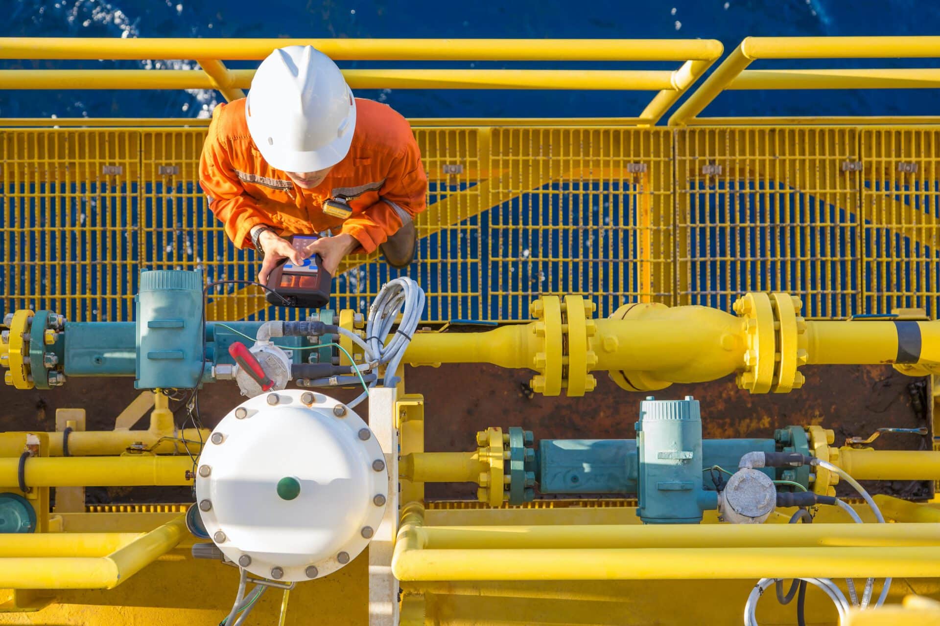 Field services technician oil