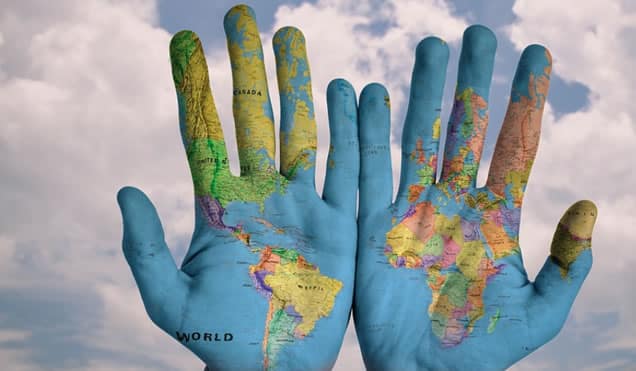 pablo-cloud-world-hands